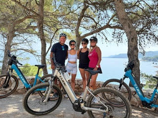 Seeing the sites via Ebike